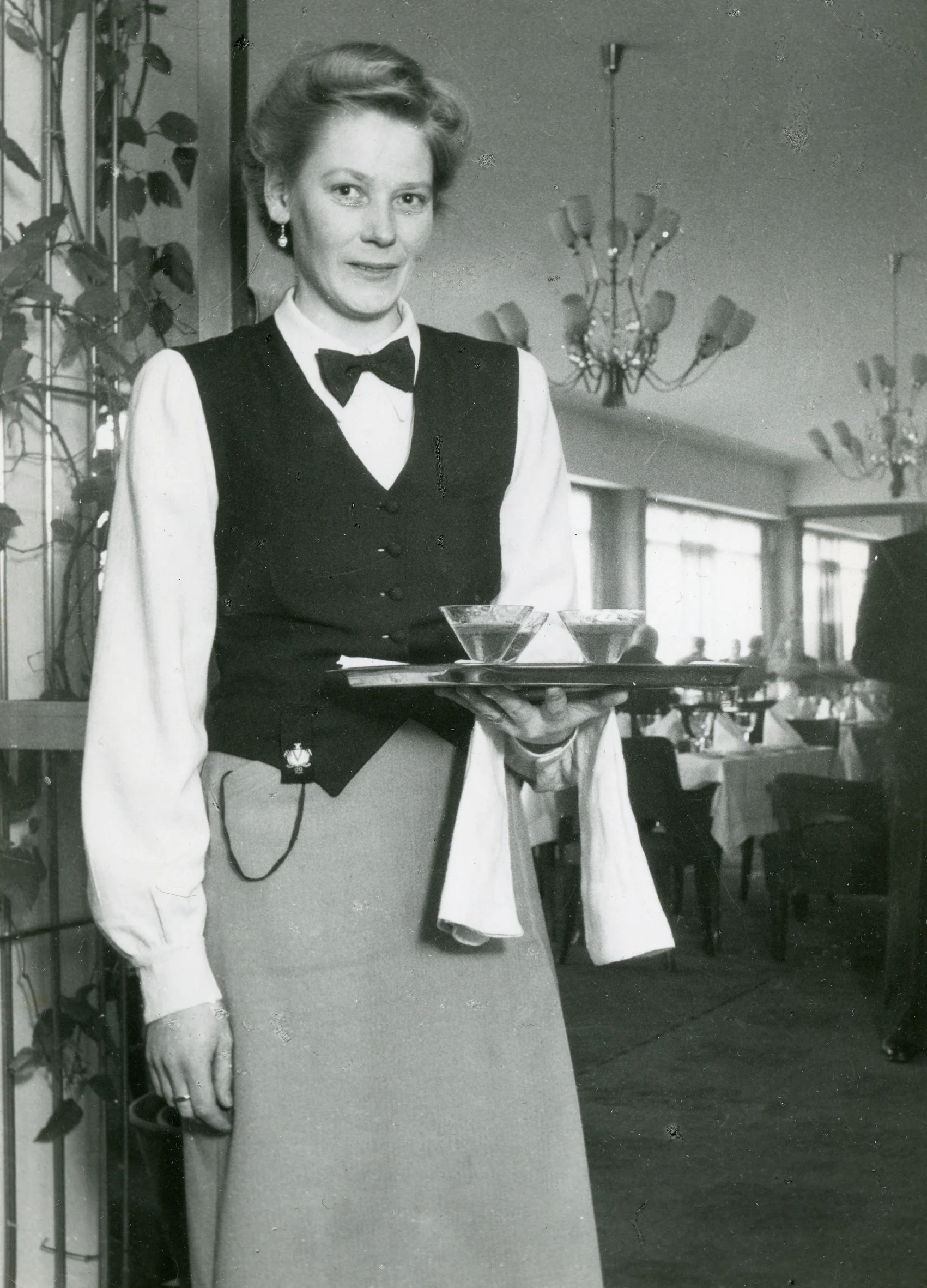 Hotel Vaakuna Restaurant, Helsinki, 1949. Image copyright by Hotelli ja Ravintolamuseo.