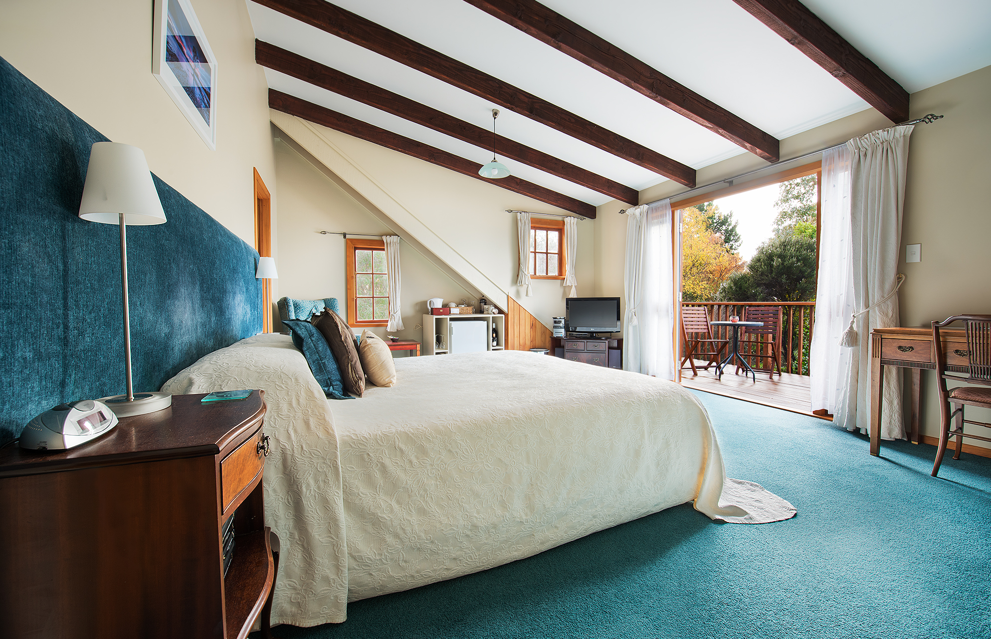 EDWIN SUITE, KIMERET PLACE B&B LUXURY ACCOMMODATION