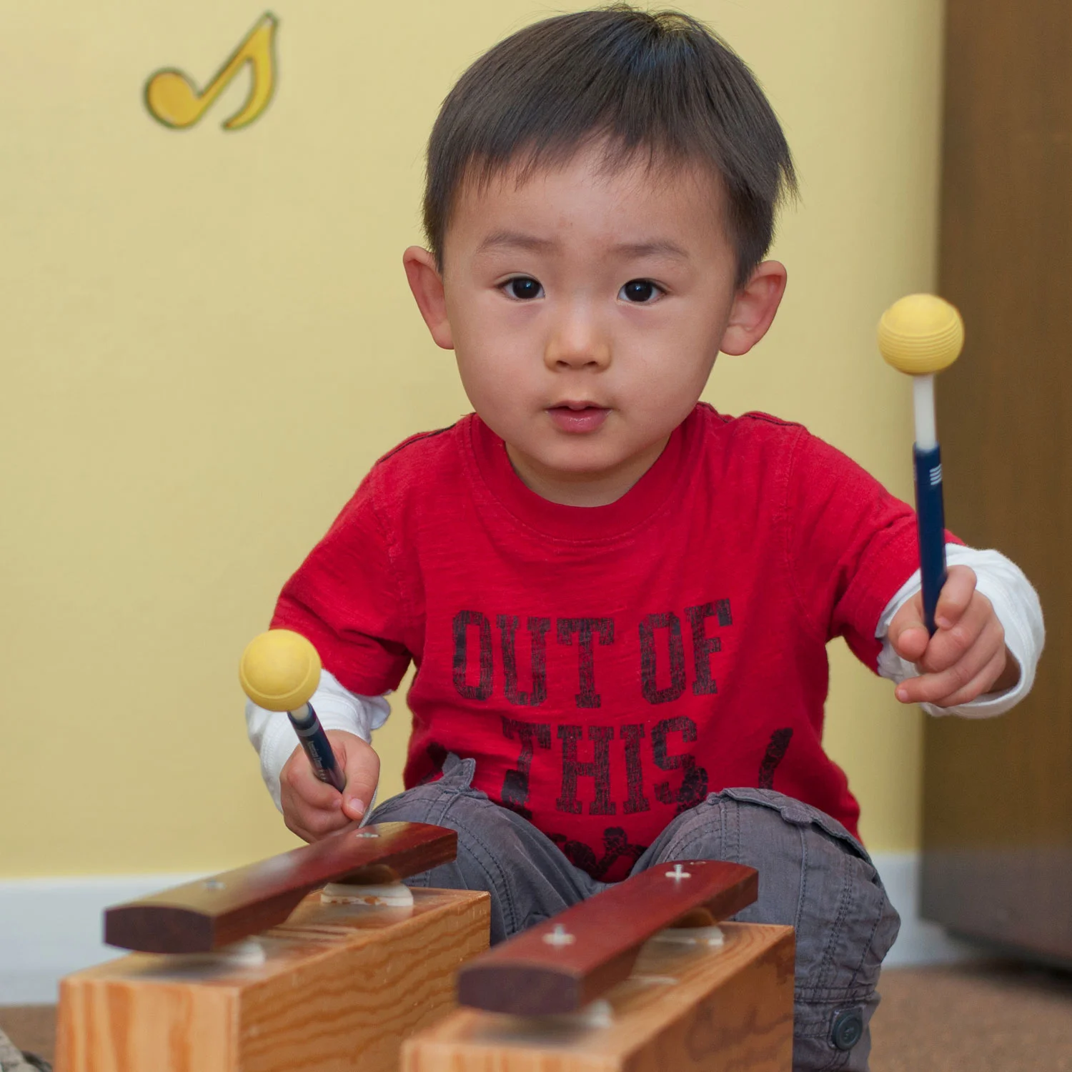 Grownup ’n Me, ages 0-4 A time for little ones and their grownup to sing, move, and play together. Promotes early musicianship while encouraging cognitive and motor development. 