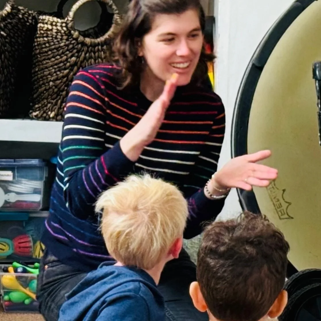 Saturday classes are here! 🎶 Music with Teacher Elena at 10:00 &amp; 11:00 a.m., beginning February 7. Perfect for your little musicians 💛