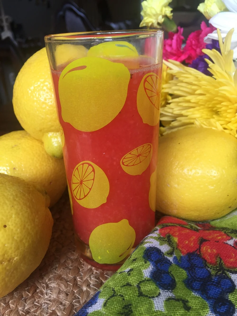 CRAVING TAKEOVER: Homemade Strawberry Lemonade