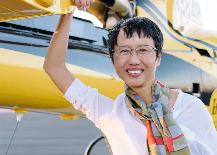 Xu+Helicopter+1CU-cr+Leslie+Lausch.jpg