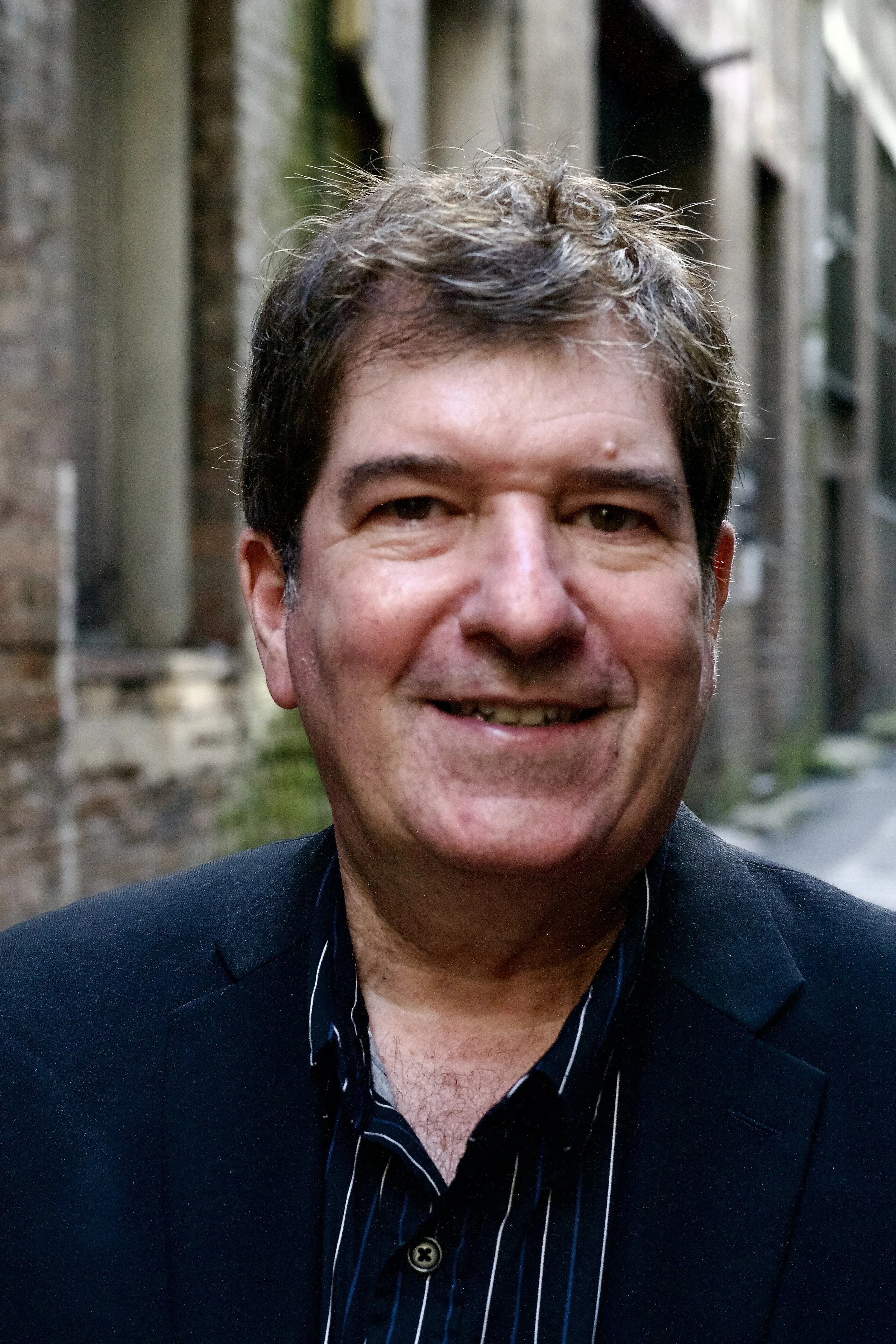 Author Photo Hemley 2022.jpeg