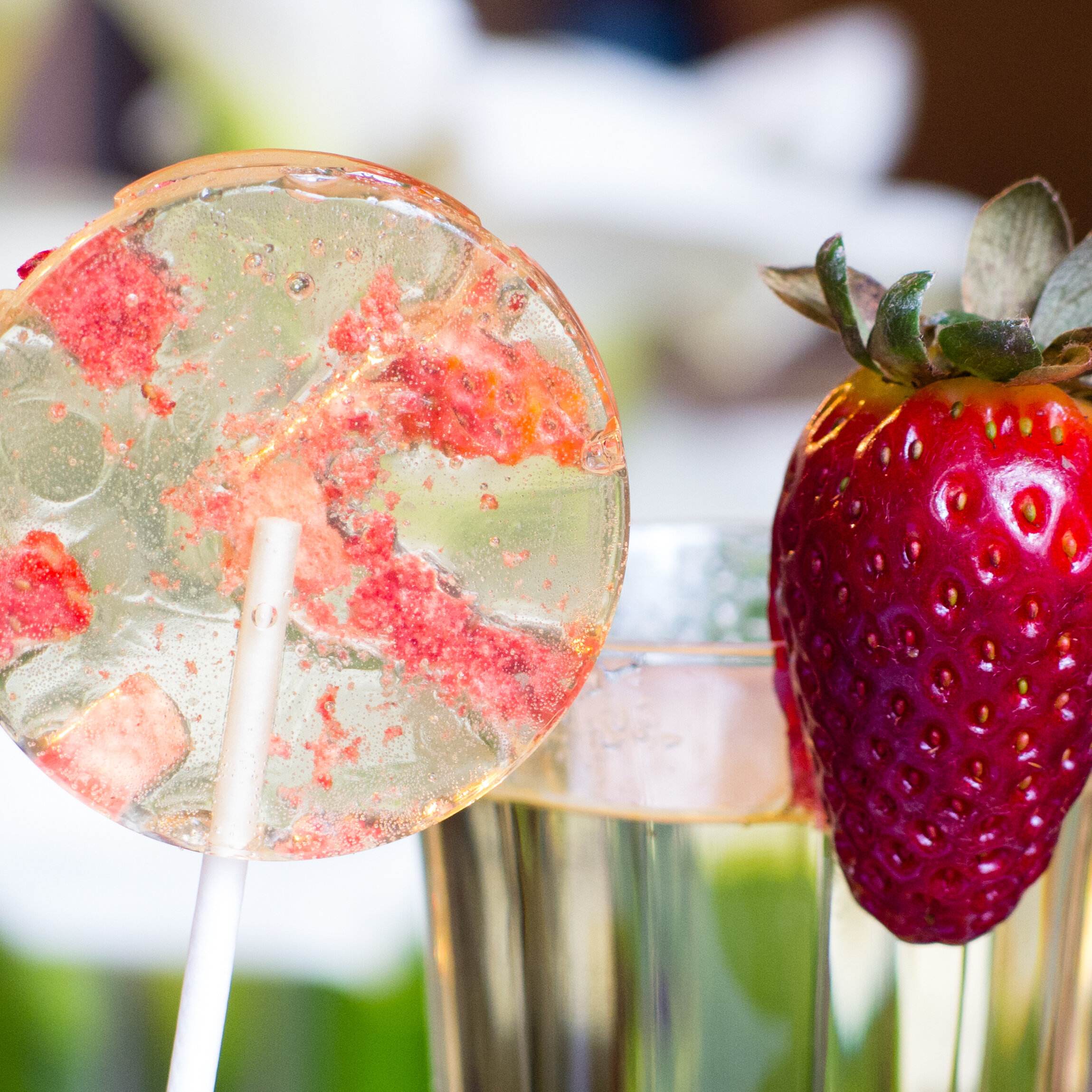 Champagne & Strawberries Lollipops — Golden Whisk Gourmet Sweets and Snacks