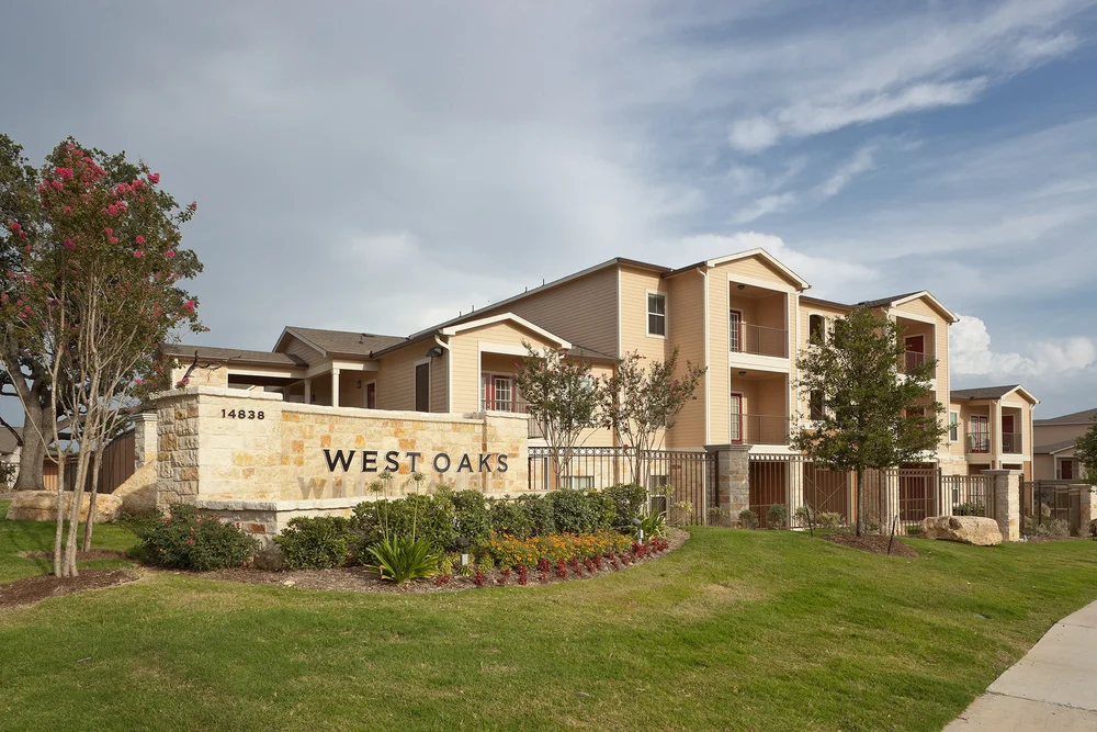 Sich anstrengen Bank Zeitplan west oaks apartments Kompatibel mit