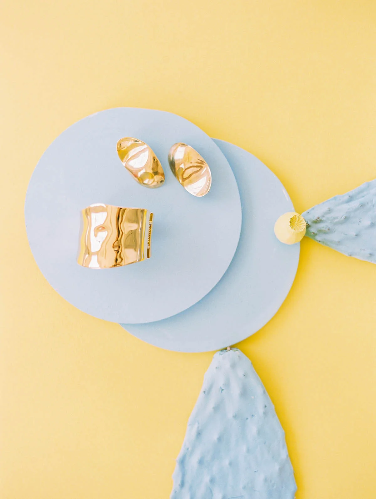 SALLY PINERA PHOTOGRAPHY_COLORBLOCK WEDDING_FILM WEDDING PHOTOGRAPHER_BLUEYELLOW-36.jpg