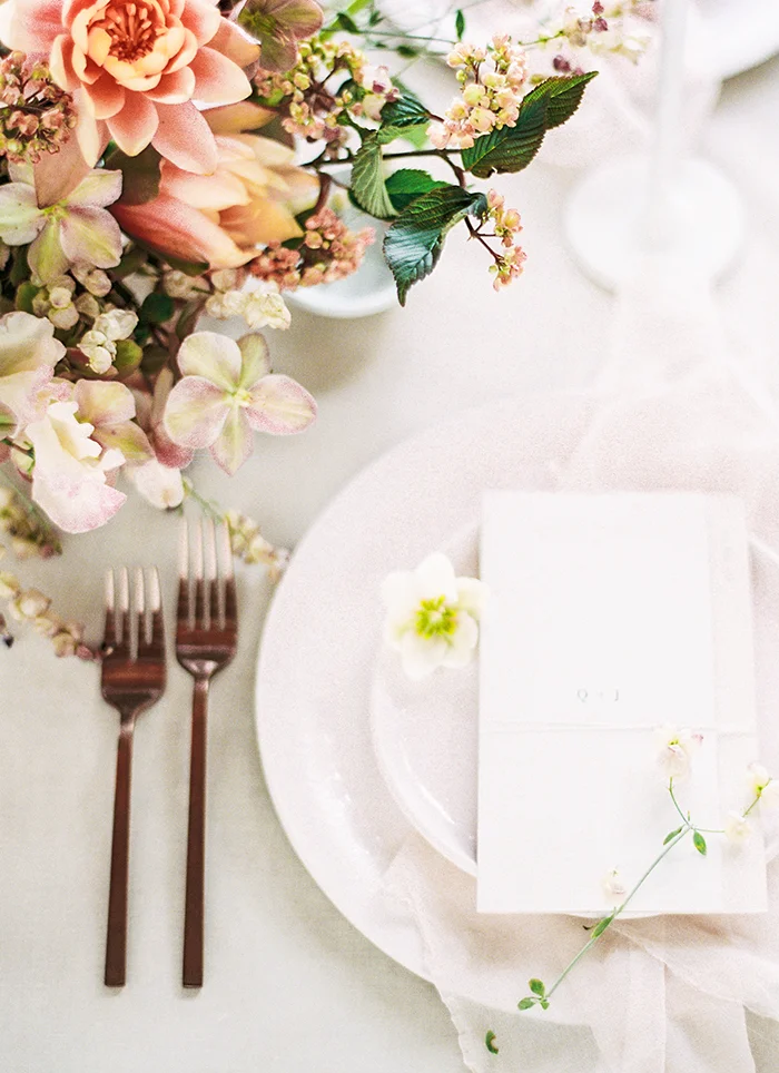 SALLYPINERAPHOTOGRAPHY_WATERLILYWEDDINGINSPIRATIONSHOOT_-36.jpg