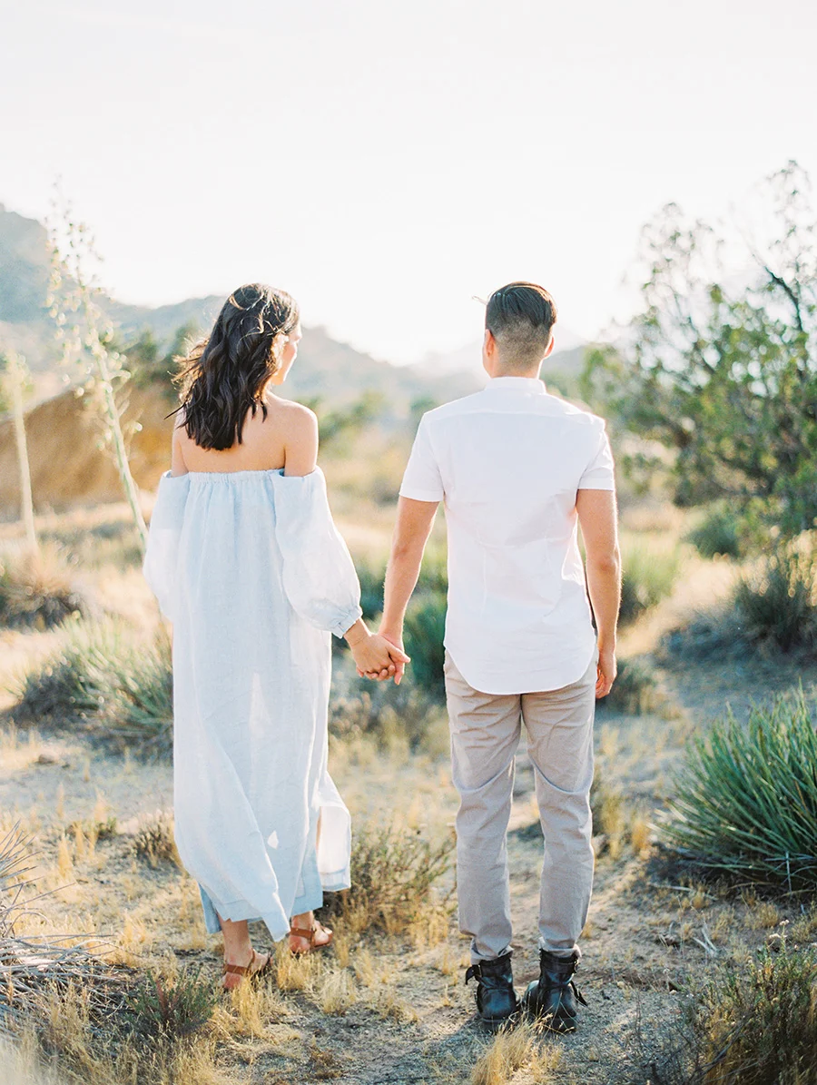 SALLY PINERA_JOSHUA TREE DESERT ENGAGEMENT SESSION-15.jpg