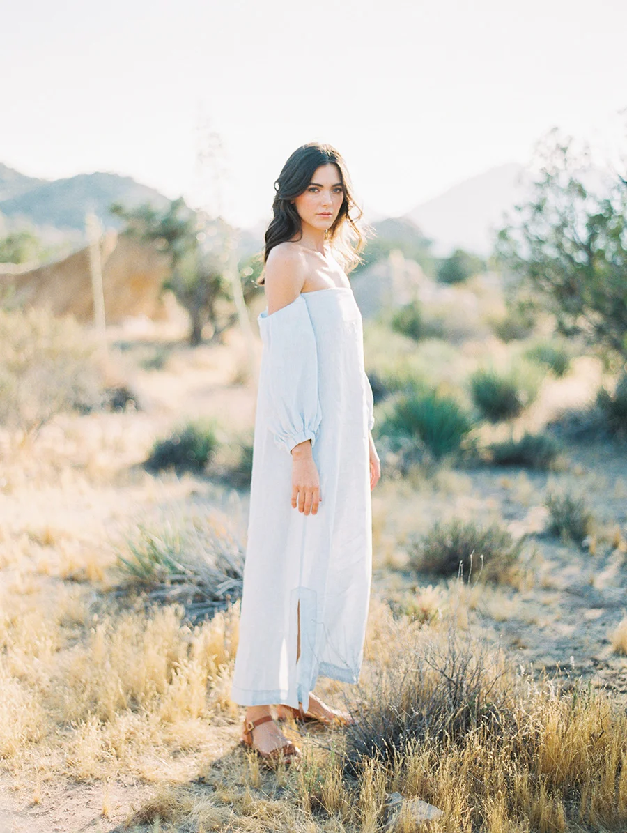 SALLY PINERA_JOSHUA TREE DESERT ENGAGEMENT SESSION-9.jpg
