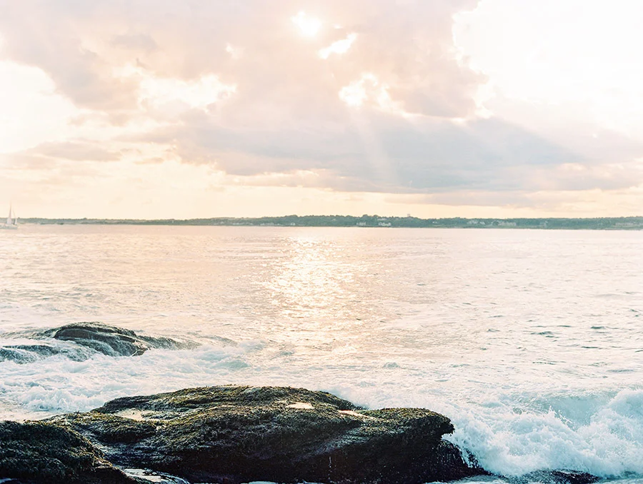 SALLY PINERA_SIERRA AND SCOTT_RHODE ISLAND_NEWPORT ENGAGEMENT SESSION-8.jpg