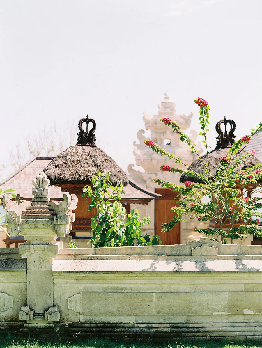 SALLY PINERA_MAGGIE ROBERT_BALI WEDDING ULUWATU-31.jpg