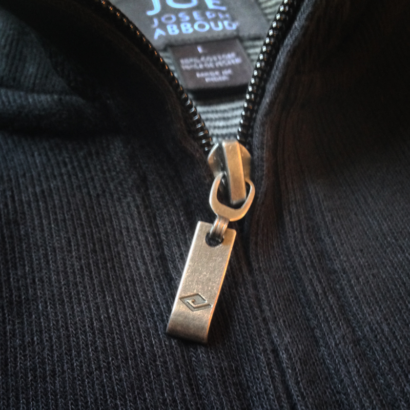 JOSEPH ABBOUD - JOE ZIPPER DETAIL