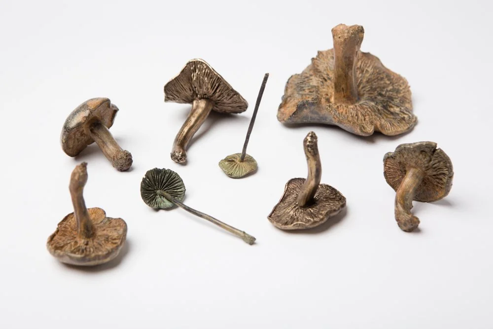 Sculpture product photography ) (Copy) (Copy) (Copy)