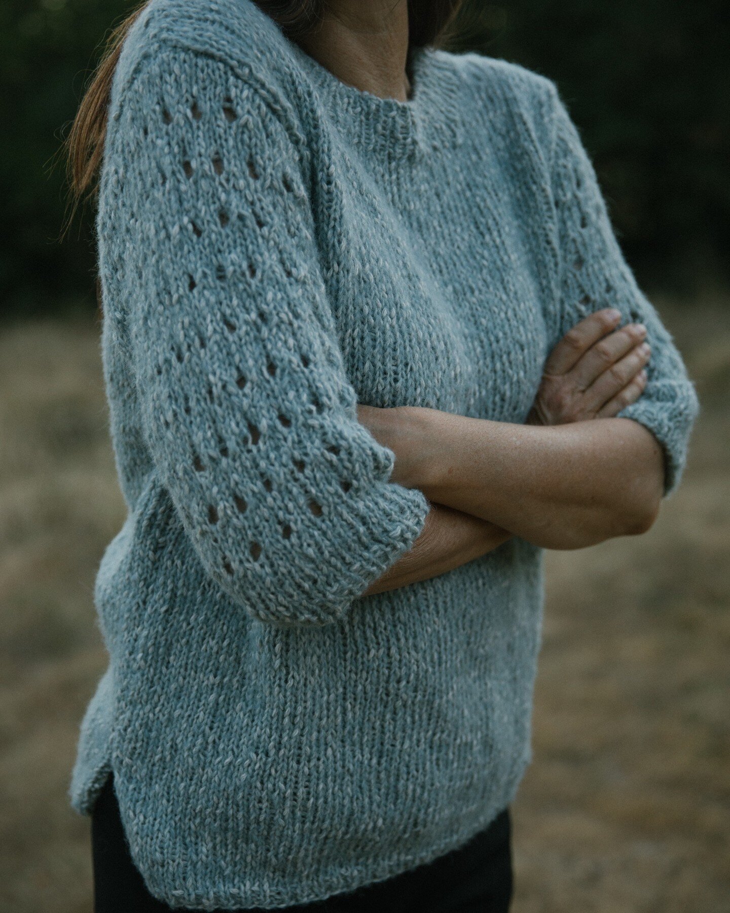 EN &ndash; We are so happy to welcome our first design in Le Coton &amp; Alpaca, LIVE on the bichesetbuches little shop, meaning the knitting kits and the individual pattern in English and French! So happy to finally share it with you 🥰 The sweater 