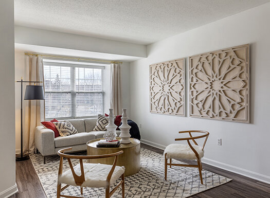 Bell-North-Shore_Furnished-Unit-7_525x385_March2020.jpg