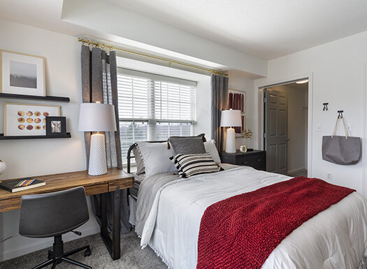 Bell-North-Shore_Furnished-Unit-10_525x385_March2020.jpg