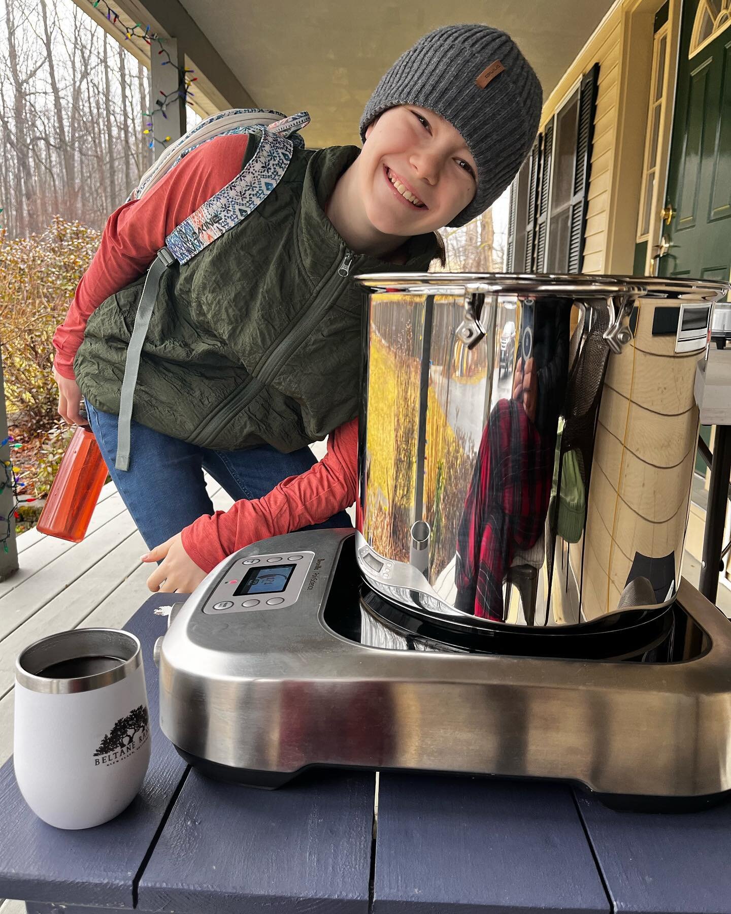 And so it begins 🍁🧡

#sugaring #mapletrees #maplesyrup
 
My mini set up @breville #polyscience #induction #singleburner @allclad #stockpot #blackcoffee @beltaneranch
