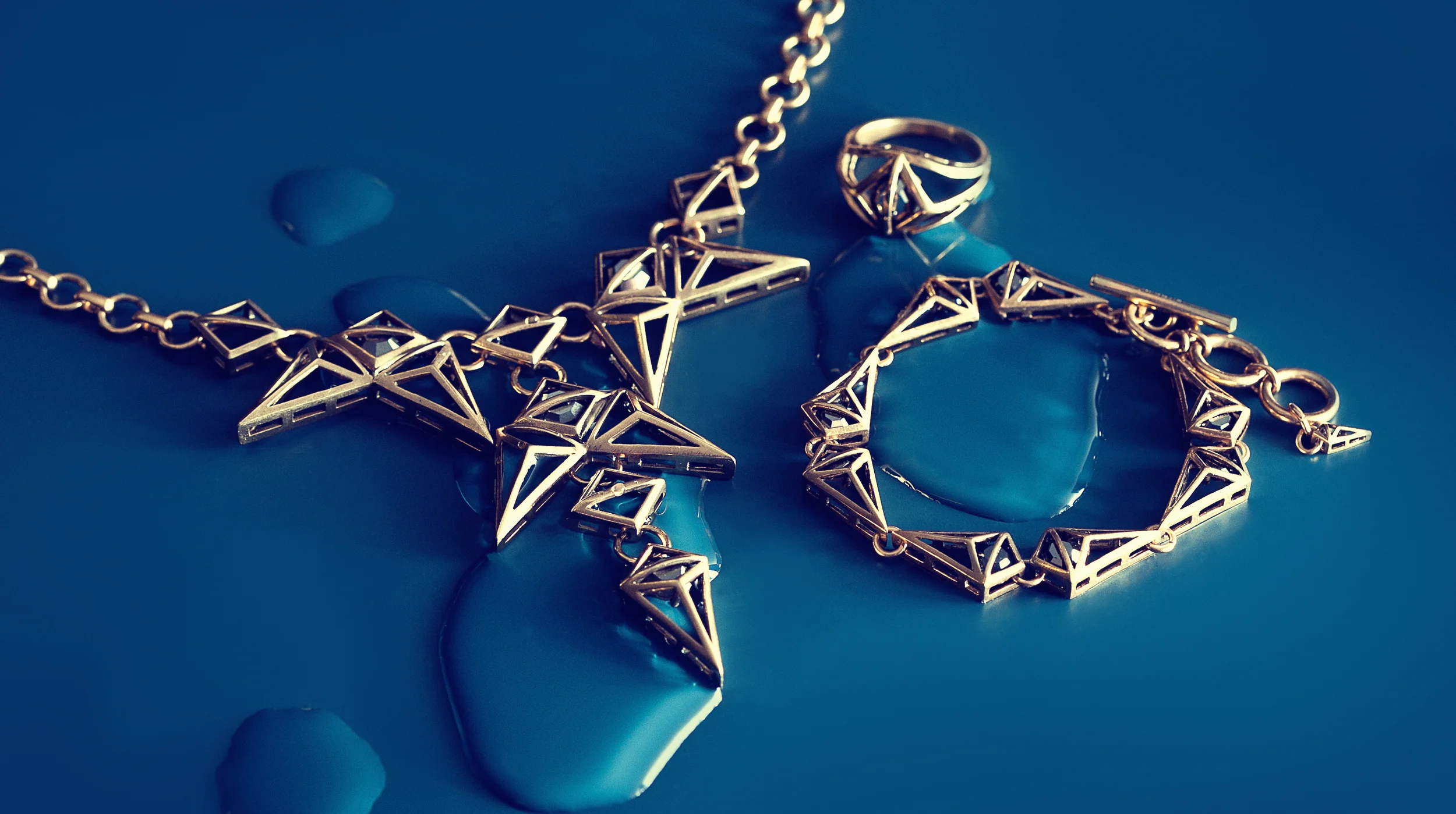 Foto: Helmut Sattler, Sibylle Windisch / Styling: Juliane Meyer / Zalando SE