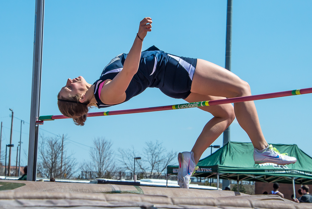 College High Jump 533.jpg