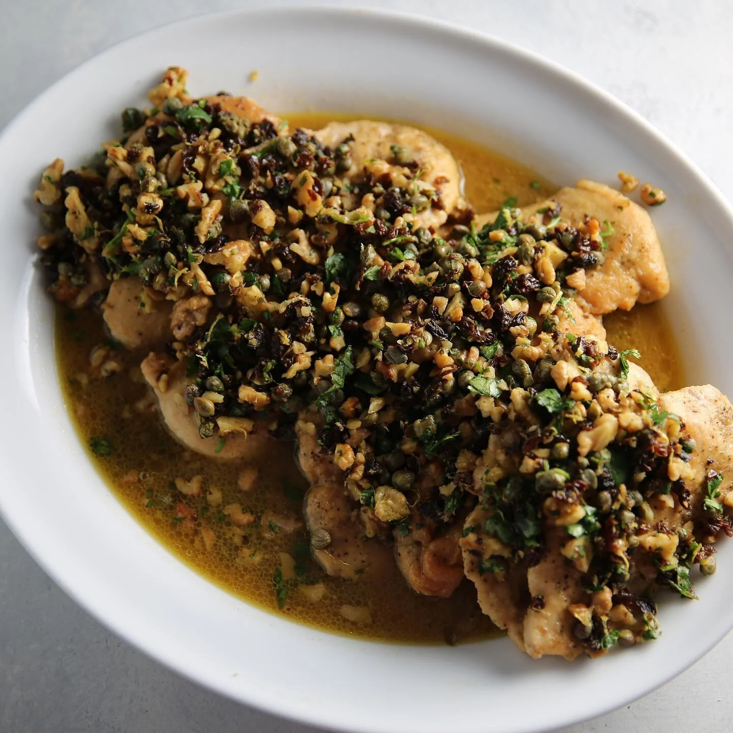 Dinner: Sherry-saut&eacute;ed @bellandevans chicken with walnut-caper-raisin-parsley-lemon topping. #healthylifestyle #healthyfood #dinner #chicken #nuts #whstrong #shapesquad #thatsgoodhousekeeping #thiswomansday #rrmagfan #feedfeed #foodstagram #hi