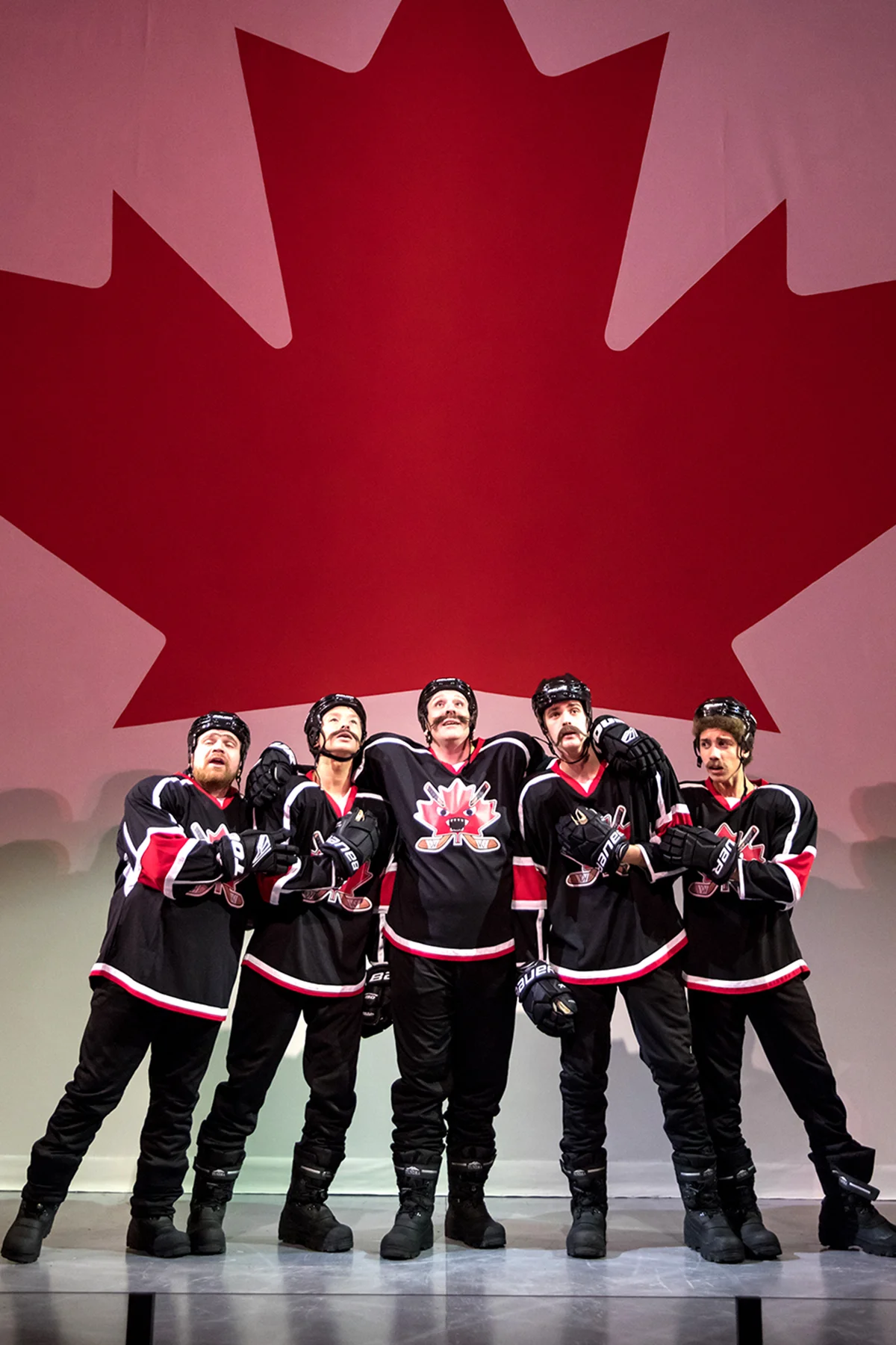 Canadian 'youth' hockey players photo by Dan Norman.jpg