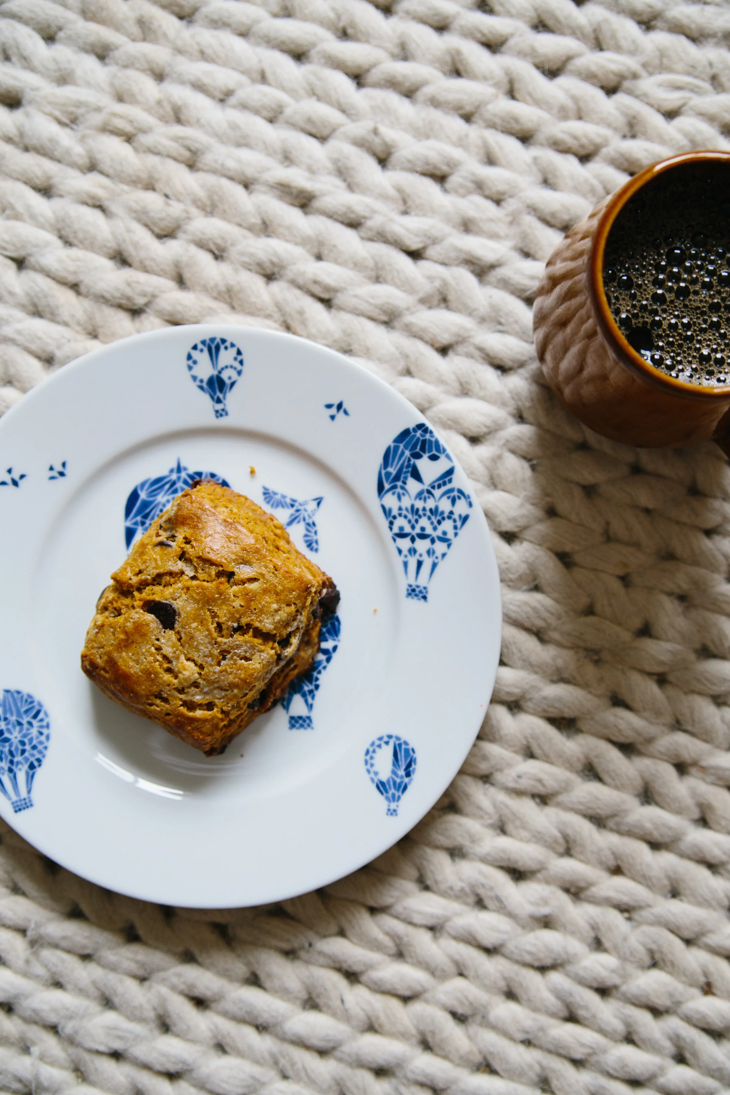 pumpkin chocolate chip scones | maci elise