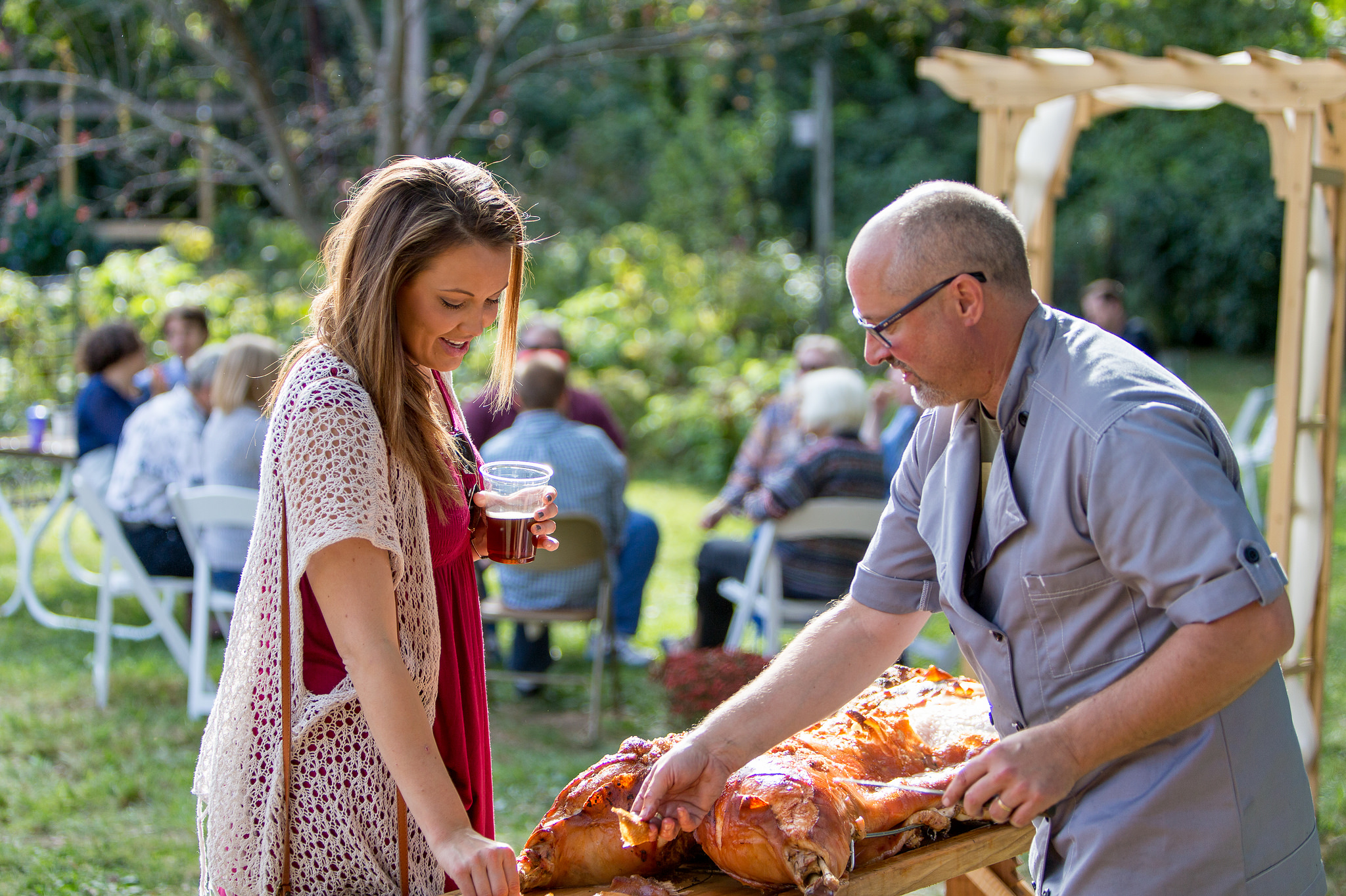 Later in the afternoon, more friends stopped by for a pig roast.