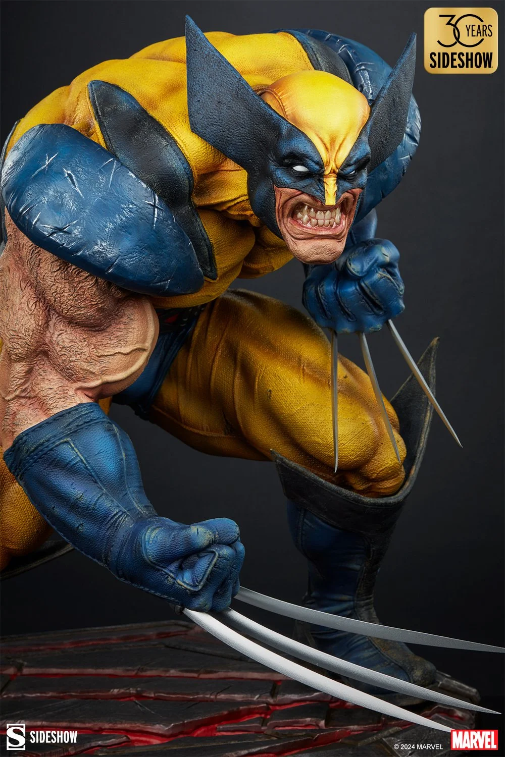 Wolverine-Berserker-Rage-Marvel-Statue-by-Sideshow-right-angled-front-closeup.jpg