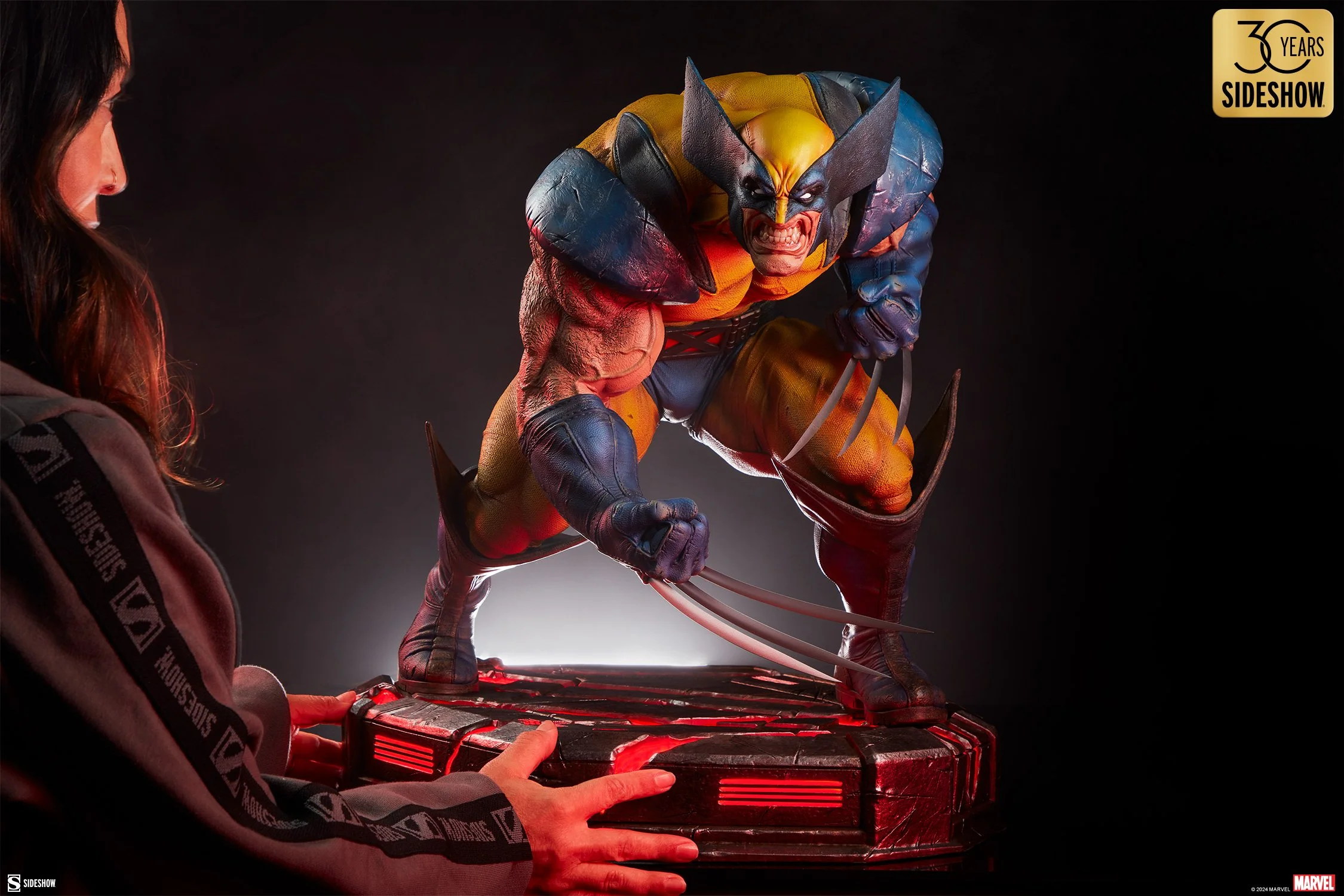 Wolverine-Berserker-Rage-Marvel-Statue-by-Sideshow-light-up-base-process.jpg