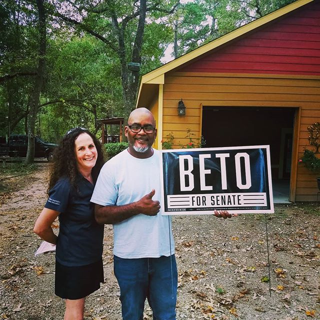 Met this charming, lovely man Troy blockwalking. He said the #beto sign we gave him was THE BEST BIRTHDAY GIFT #betofortexas Happy Birthday Troy! 🎂🎈🎉Thanks for the open invitation to drop by 😀