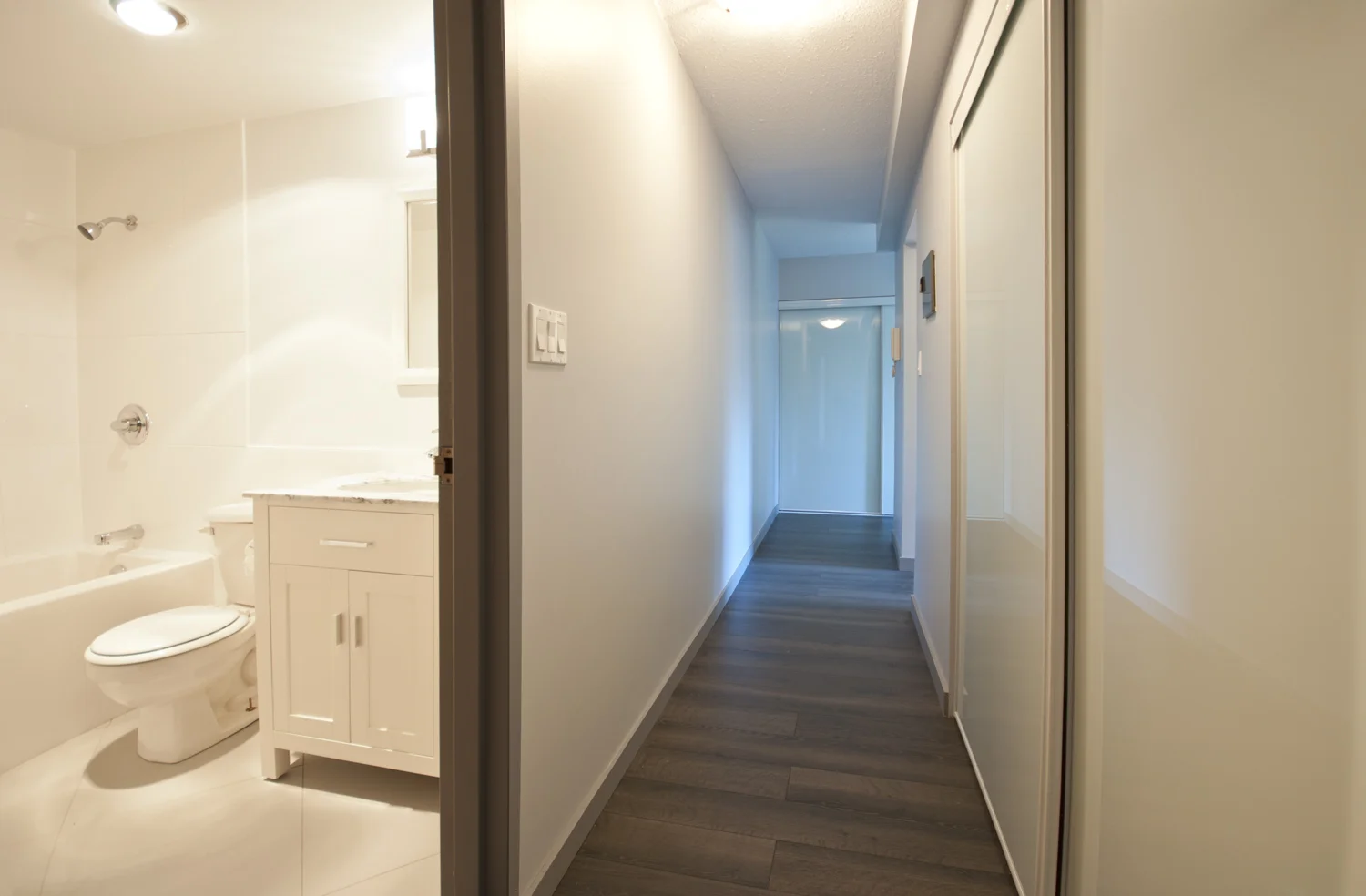 hall way.jpg