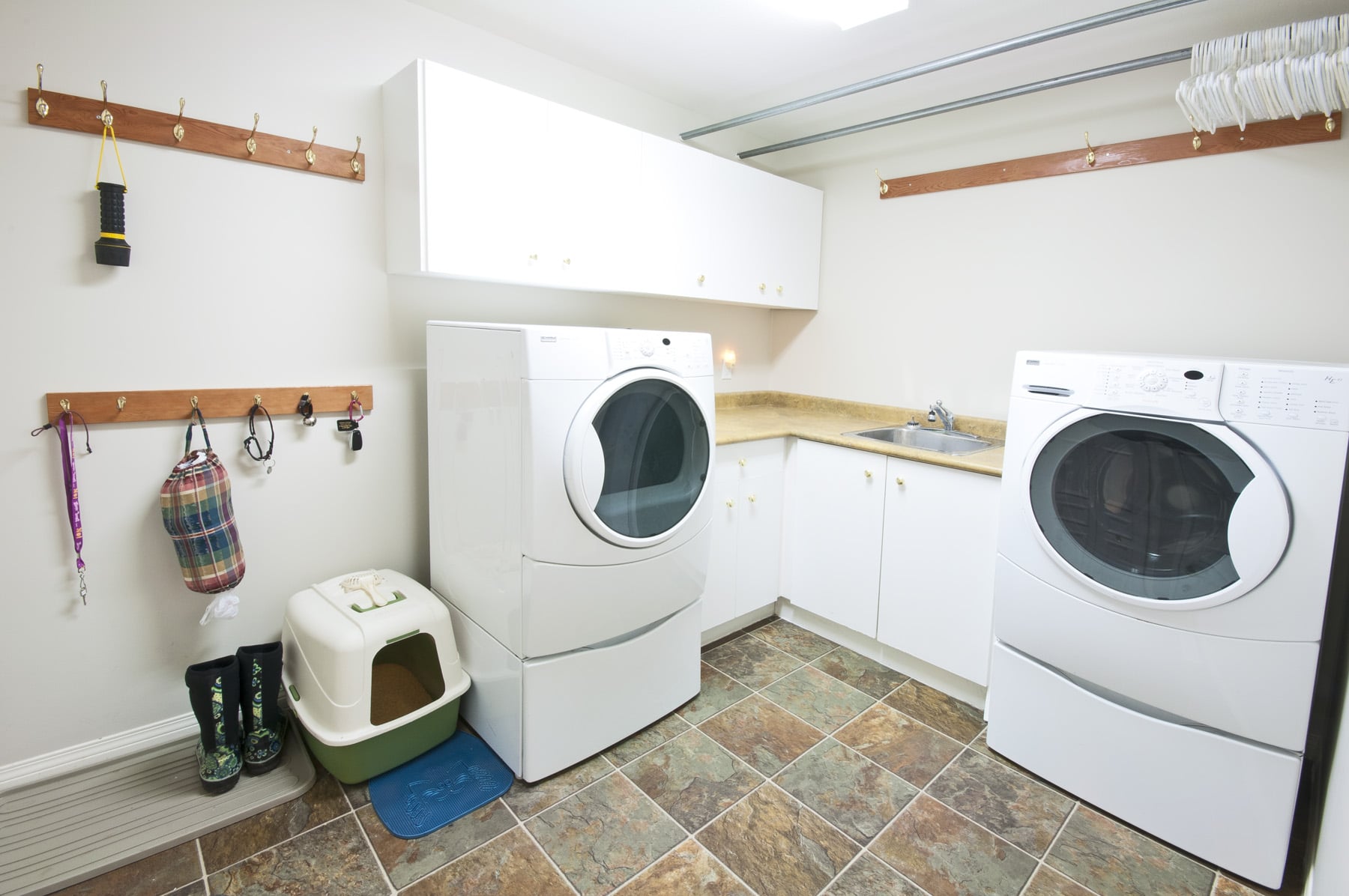 _DSC0042 laundry.jpg