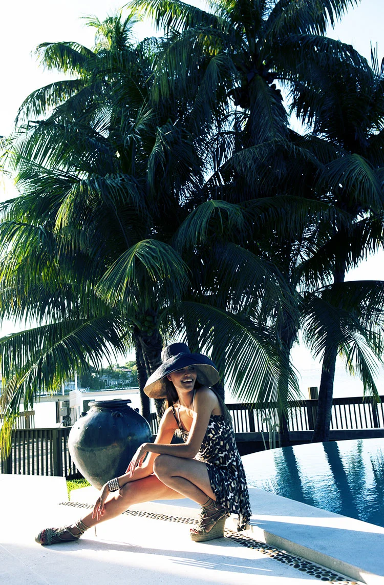 Tropical1.jpg