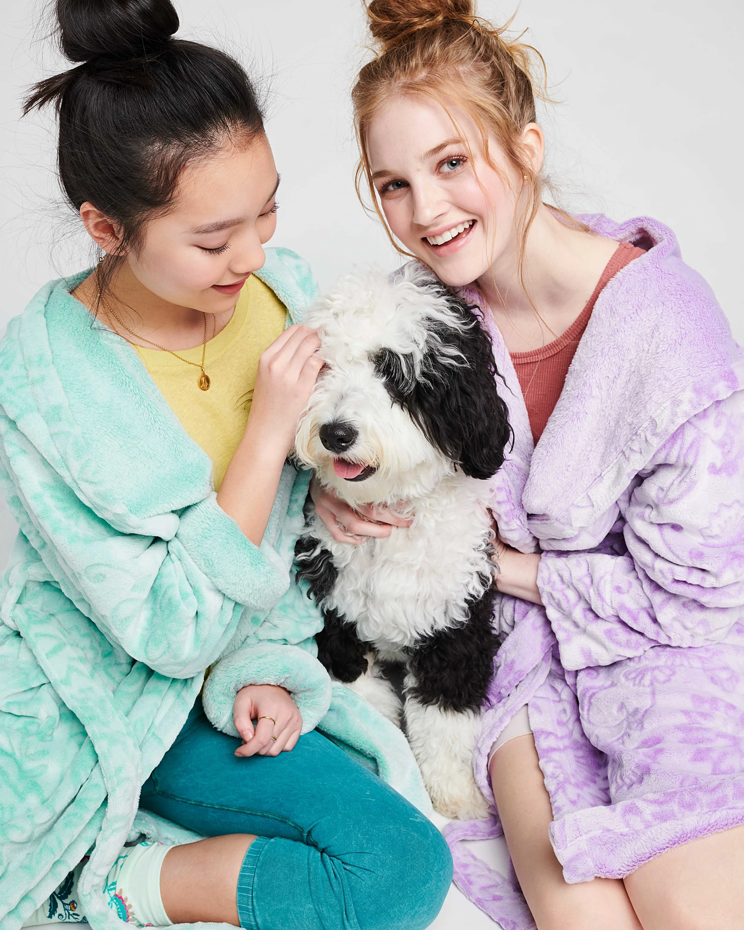 M19_ROBE_mint-or-lavender_Collegiate_6684.jpg