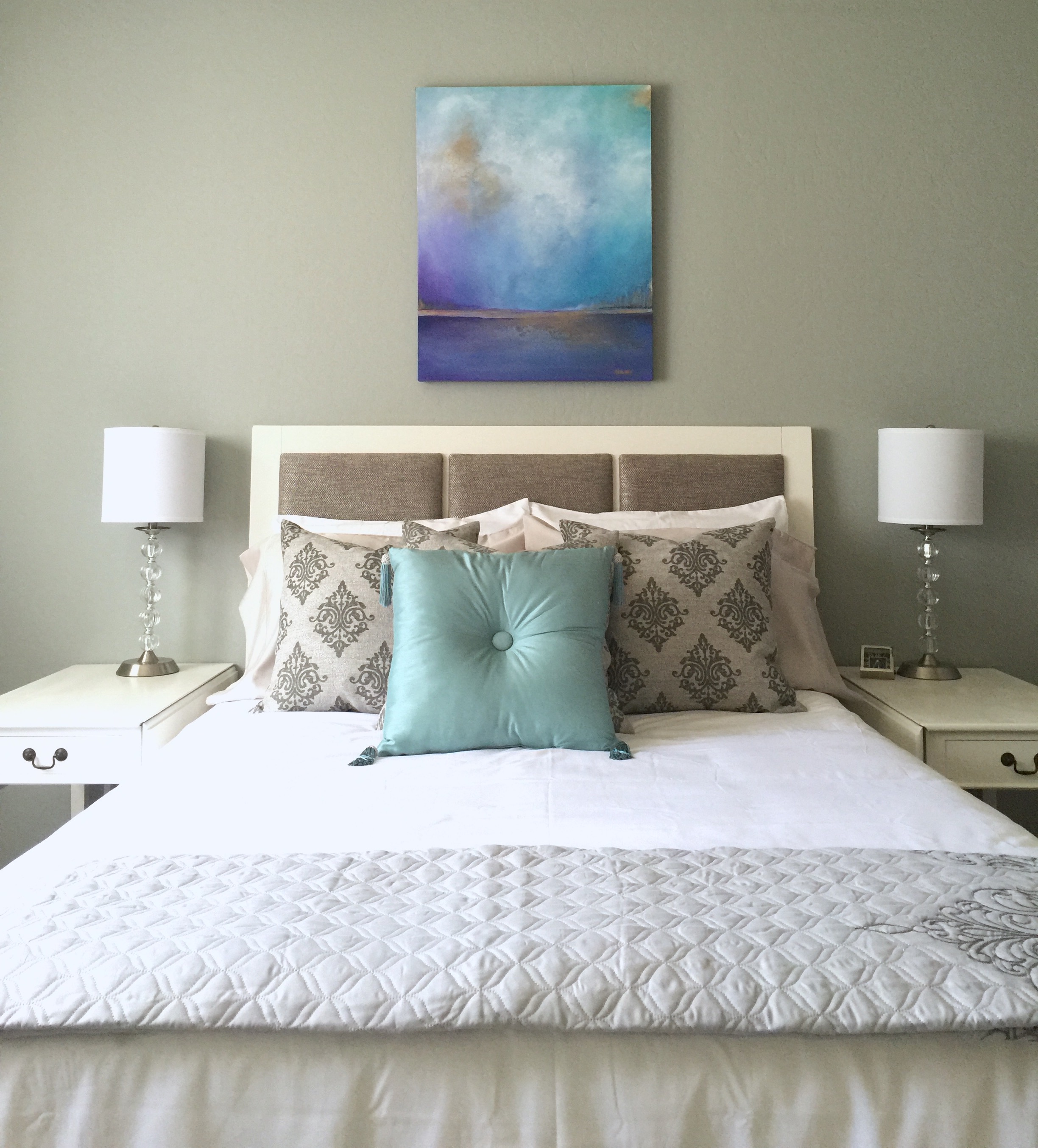 hall guestroom 3.jpg