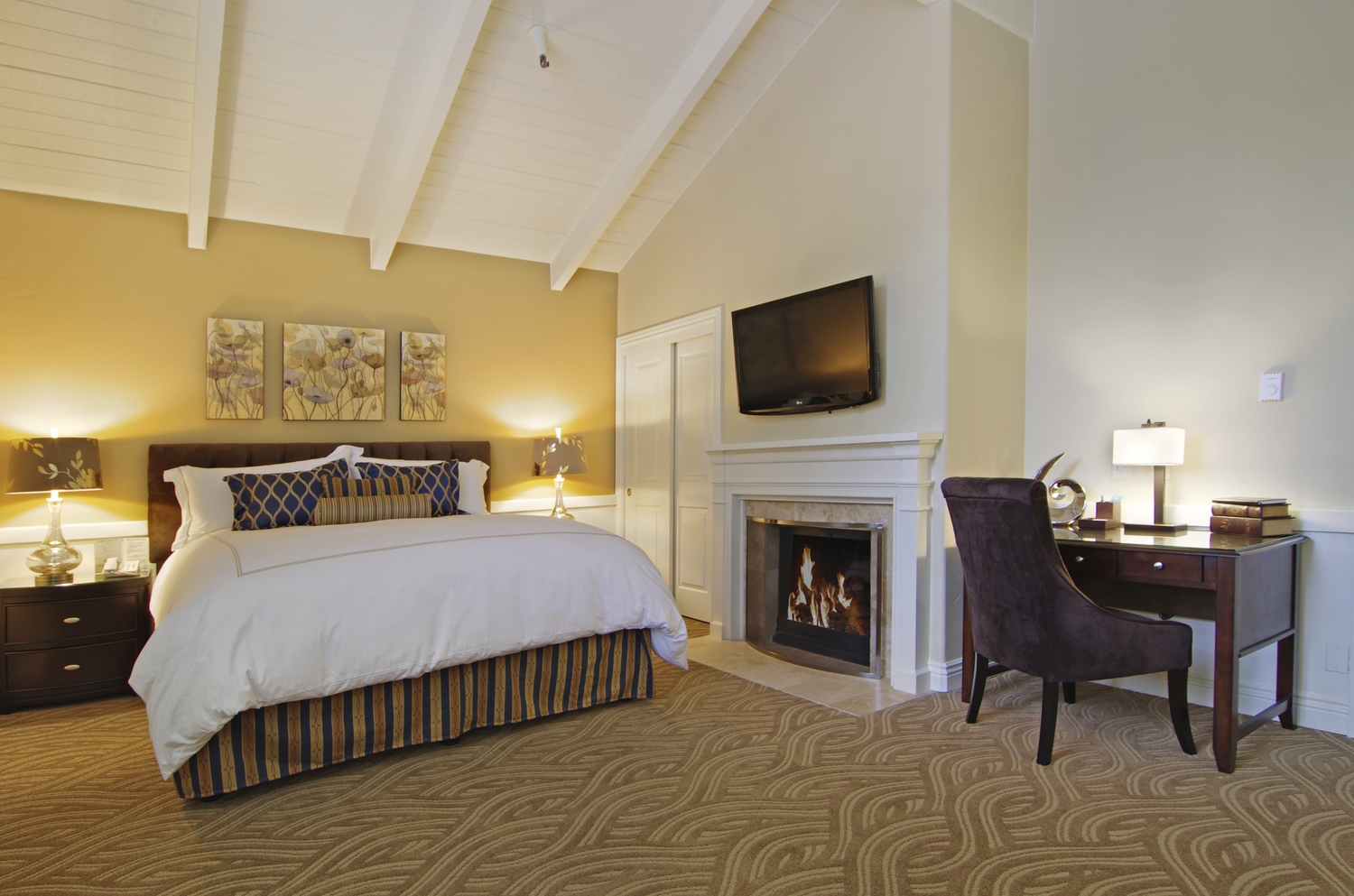 CarriageHouseInn2013-4.jpg
