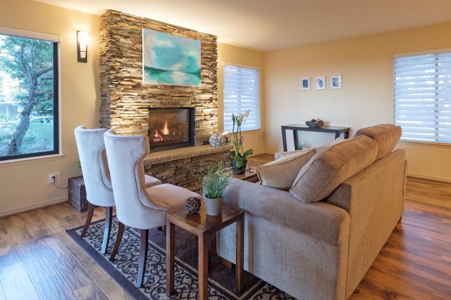 PB CONDO LIV RM-FP.jpg