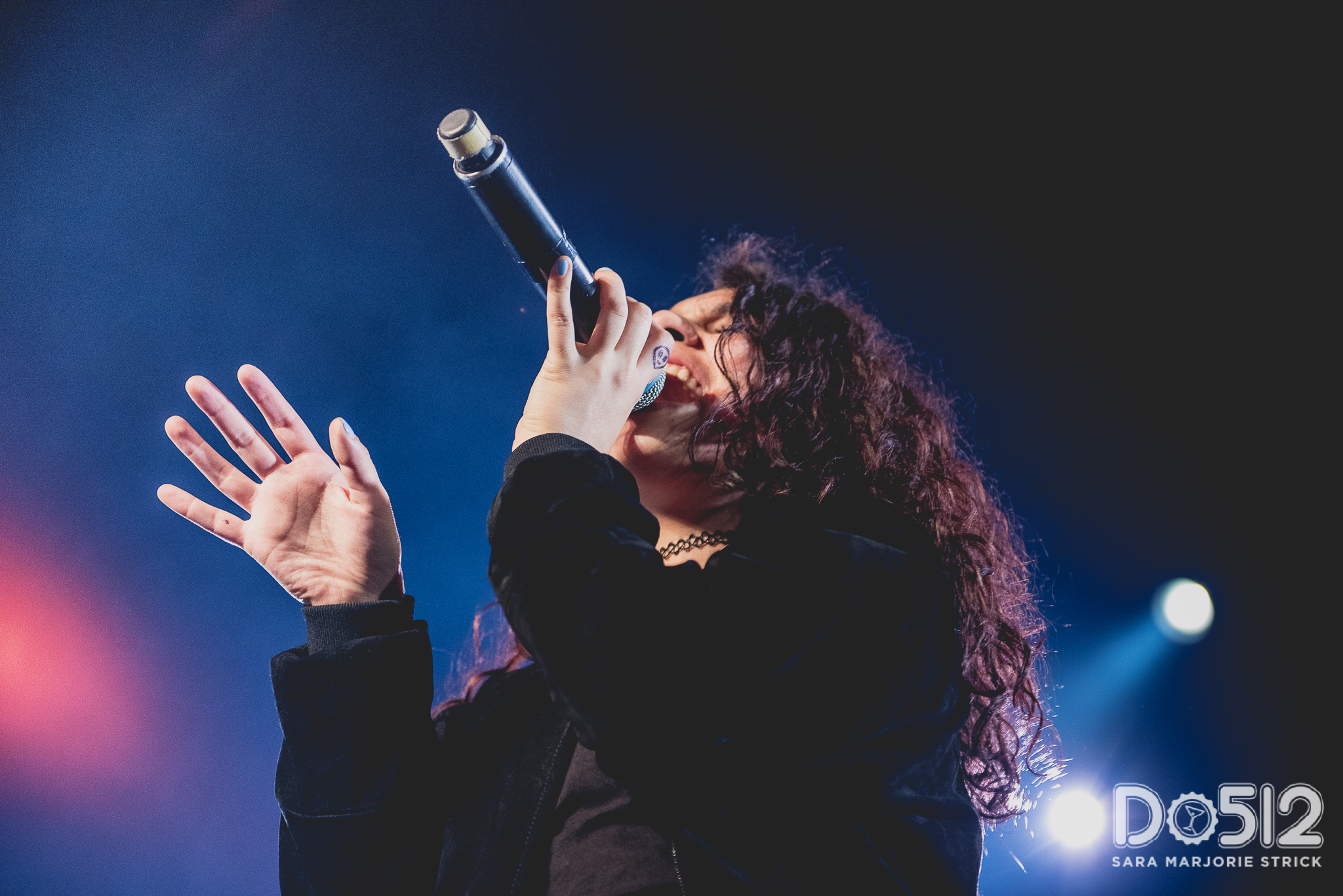 02062016_ALESSIACARA_EMOS-3.jpg