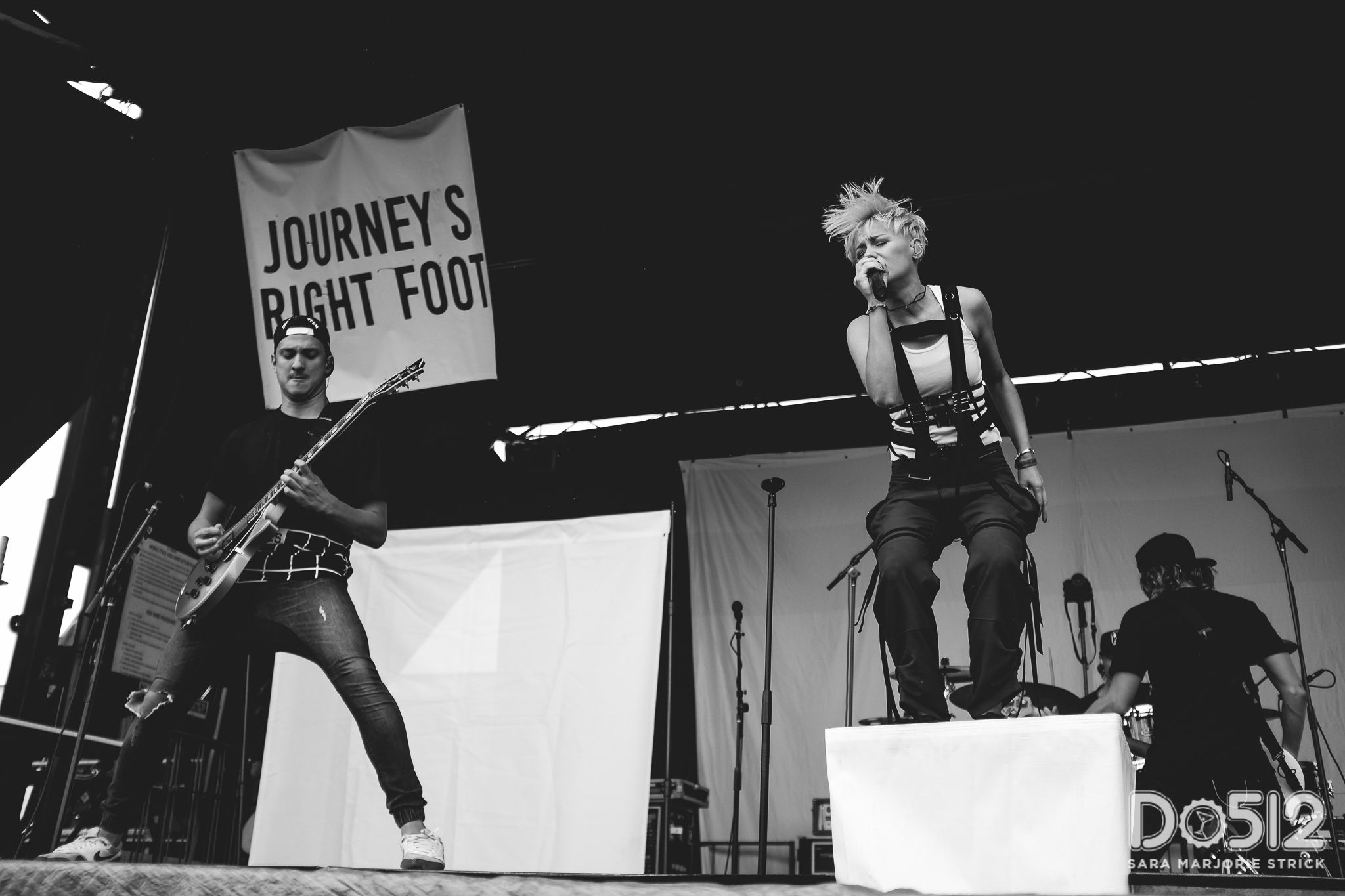 06252016_WARPEDTOUR_SANANTONIO_SARAMARJORIESTRICK_TONIGHTALIVE20160625_08.jpg