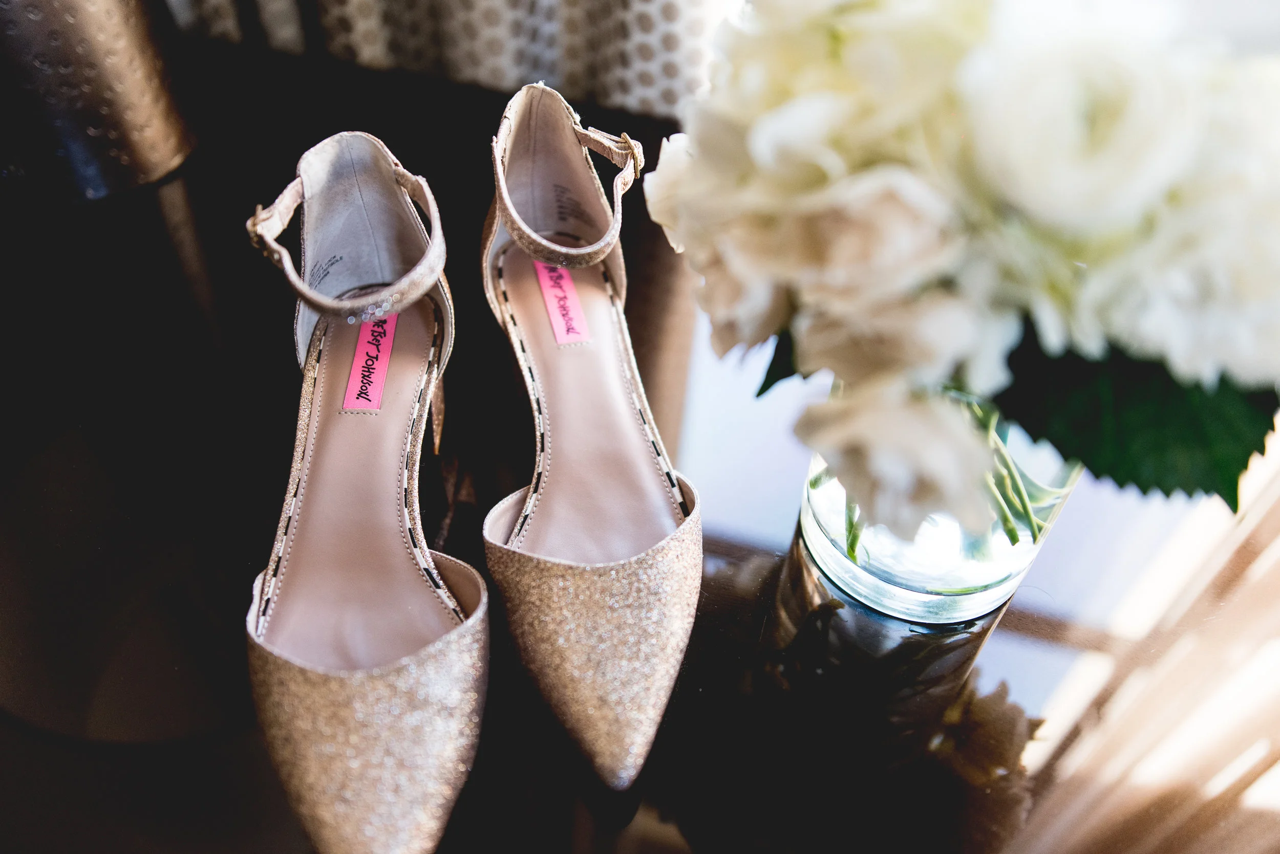 justin_beth-getting-ready19.jpg