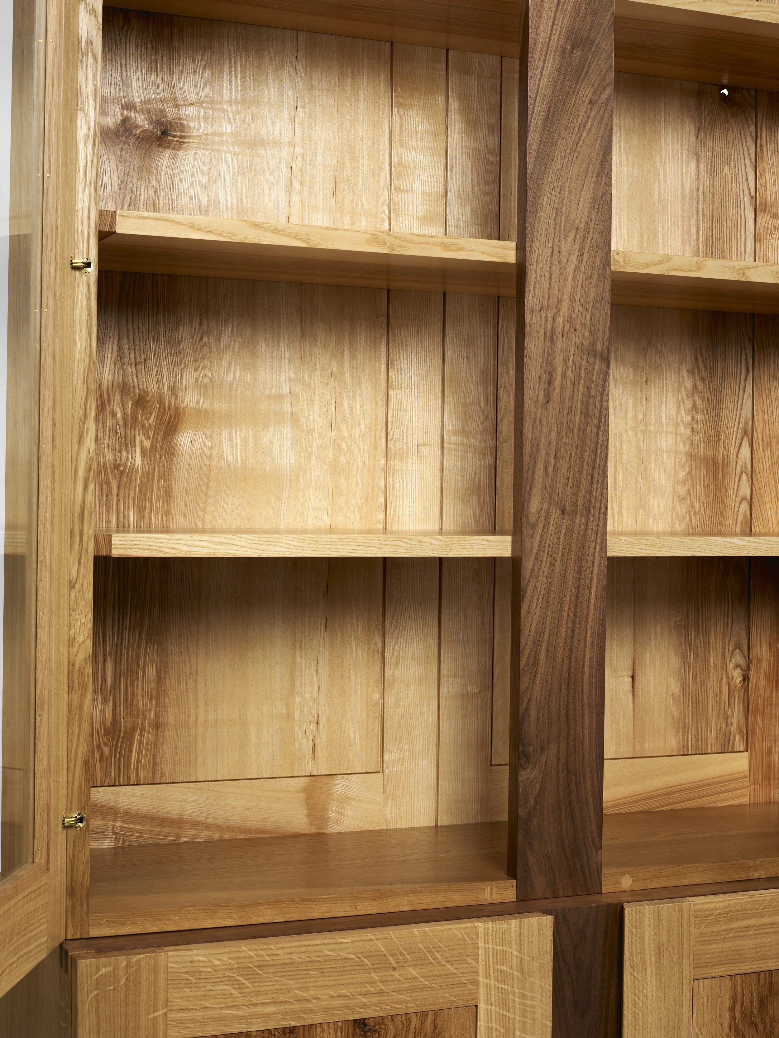 Display cabinet (4).jpg