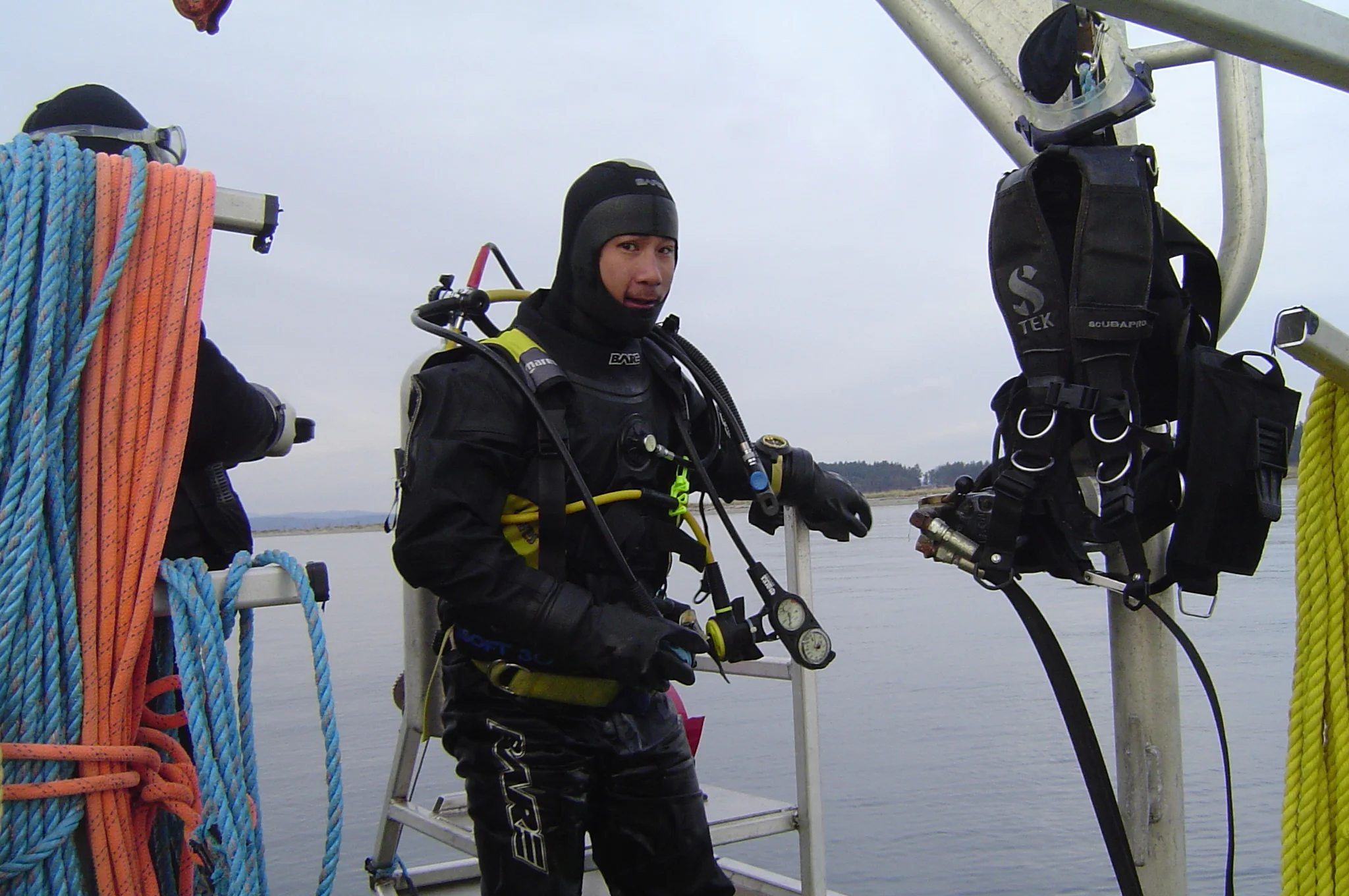 nov.3-24 2004 _ occupational diver training class 033.jpg