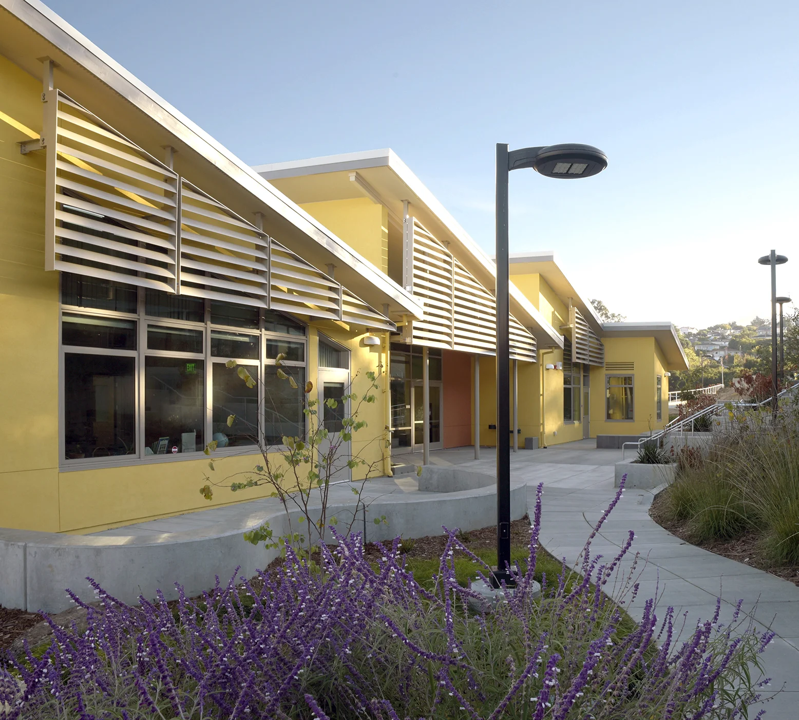 Outdoor learning areas at Burlingame Intermediate School Classroom Building.
