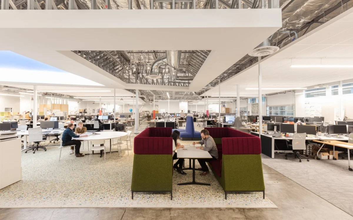 Office Tour: San Francisco Airport’s Big Room Offices – San Francisco officesnapshots.com