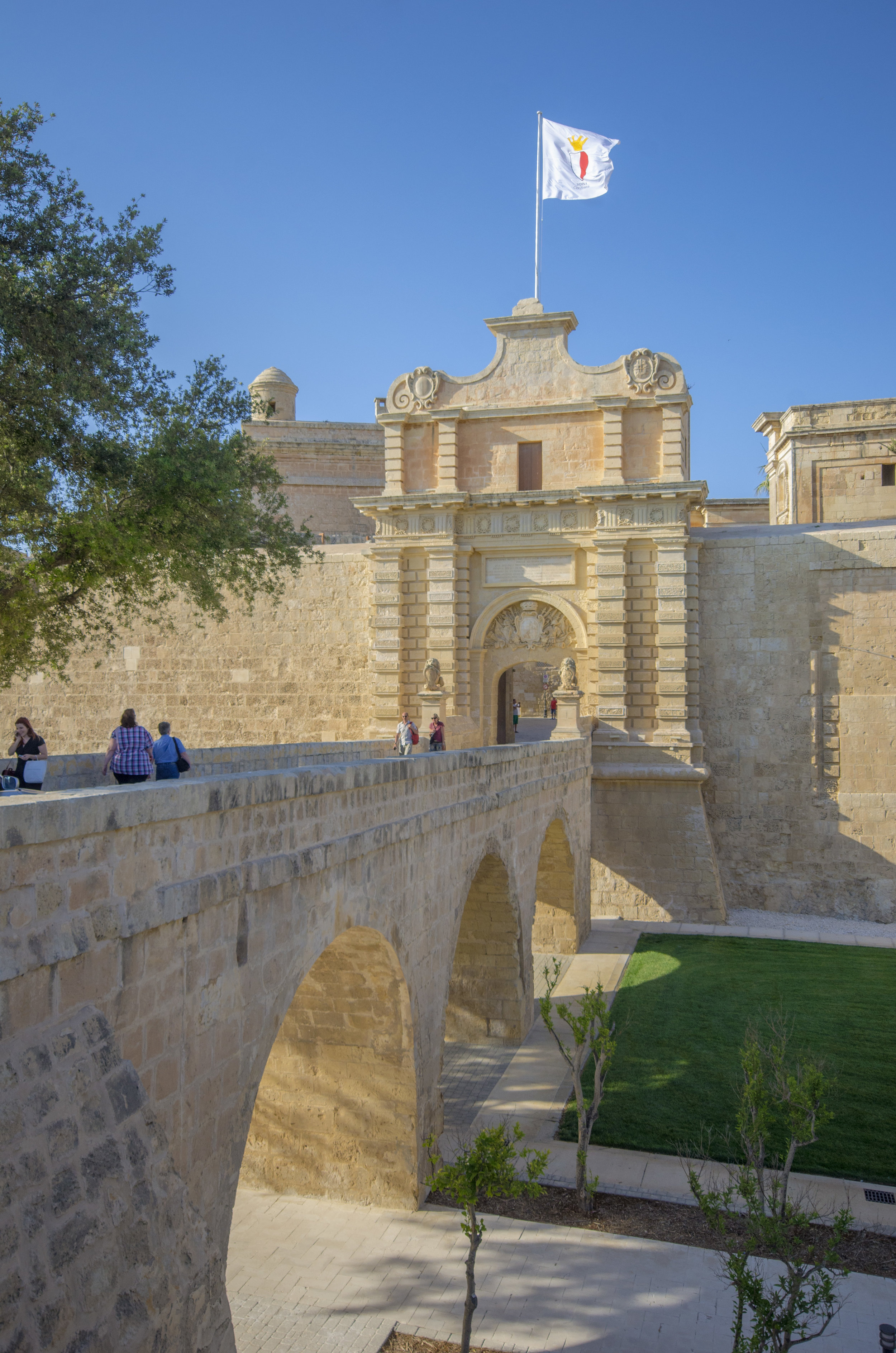 mdina ditch (2).jpg