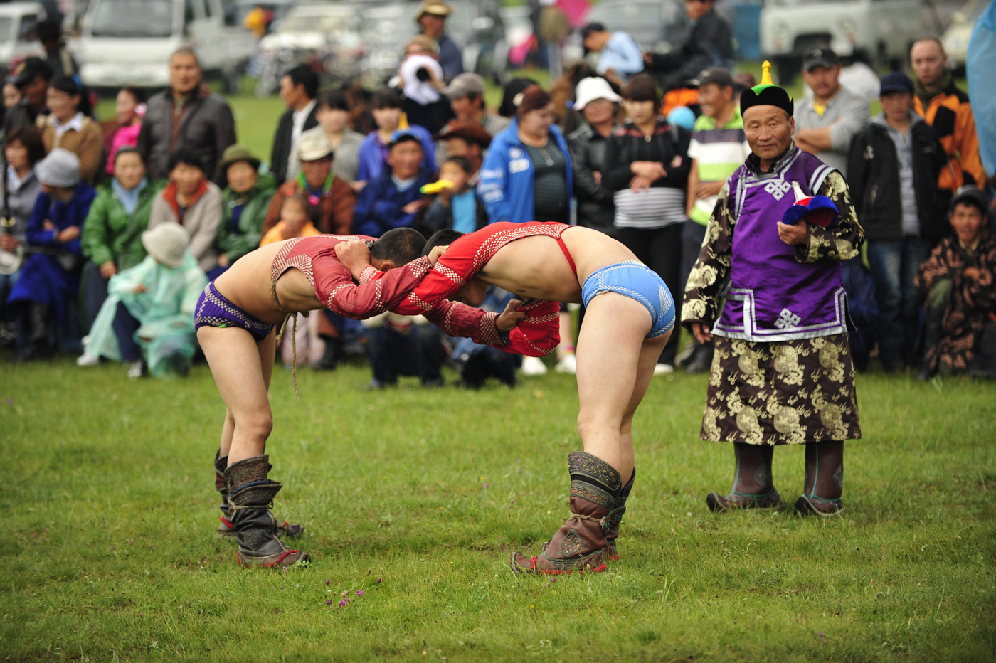 Mongoliawrestling.jpg