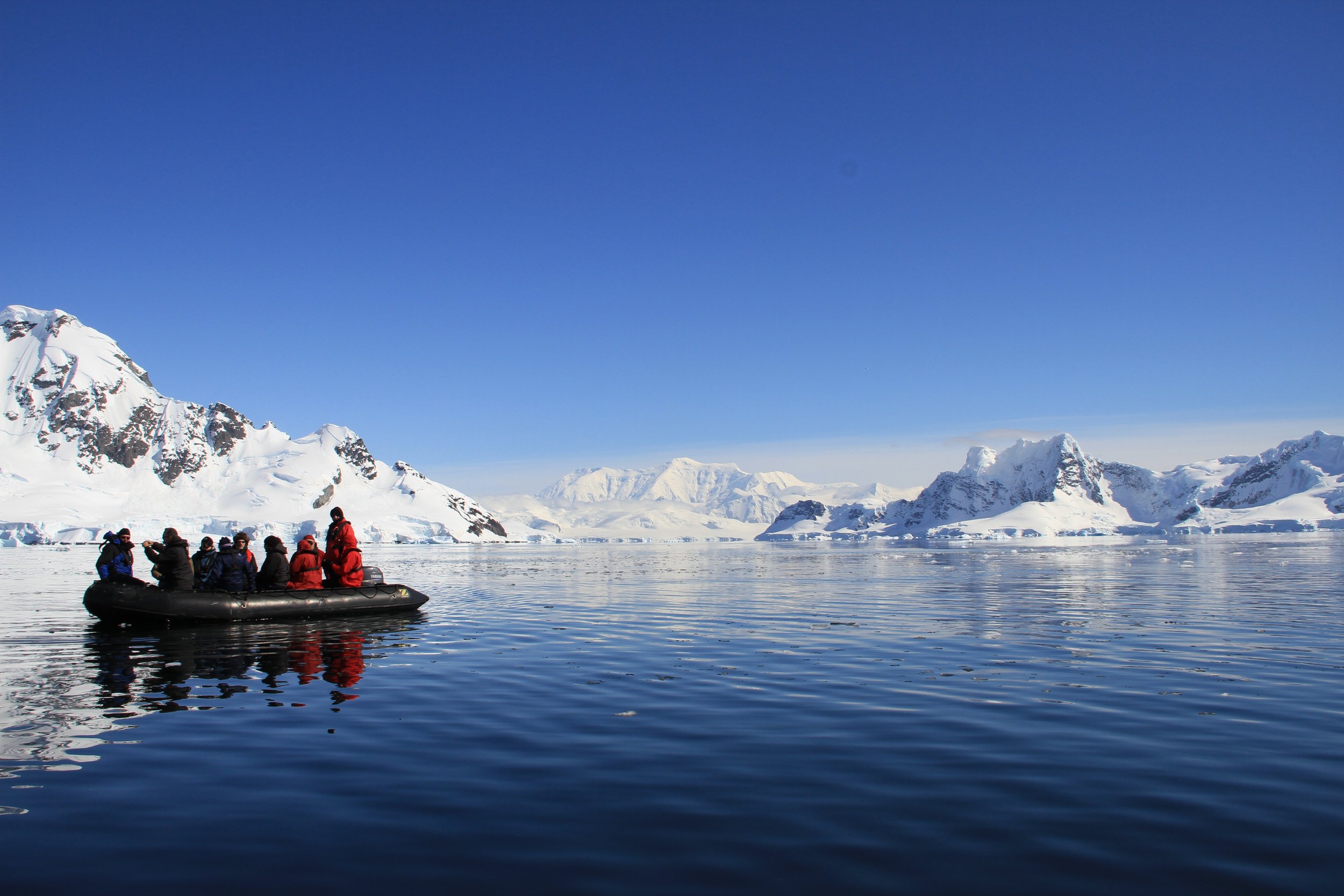 Enjoying a zodiac cruise in stunning Antarctic weather_Joerg Ehrlich.jpeg