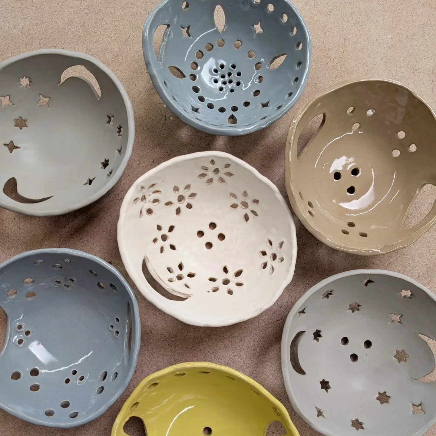 Pull up to the farmers market with a Berry Bowl you made yourself 🍓🫐 We will hold your hand through every step of the way!