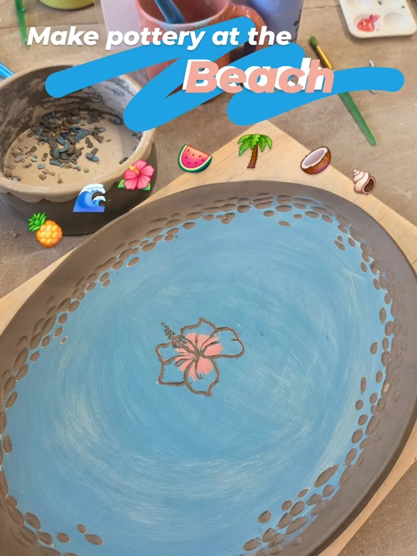 In VB on vacay? Staycay? We got you 🫡 link in our bio to book your next cozy evening making some pottery (perhaps with a lil beachy vibe?)