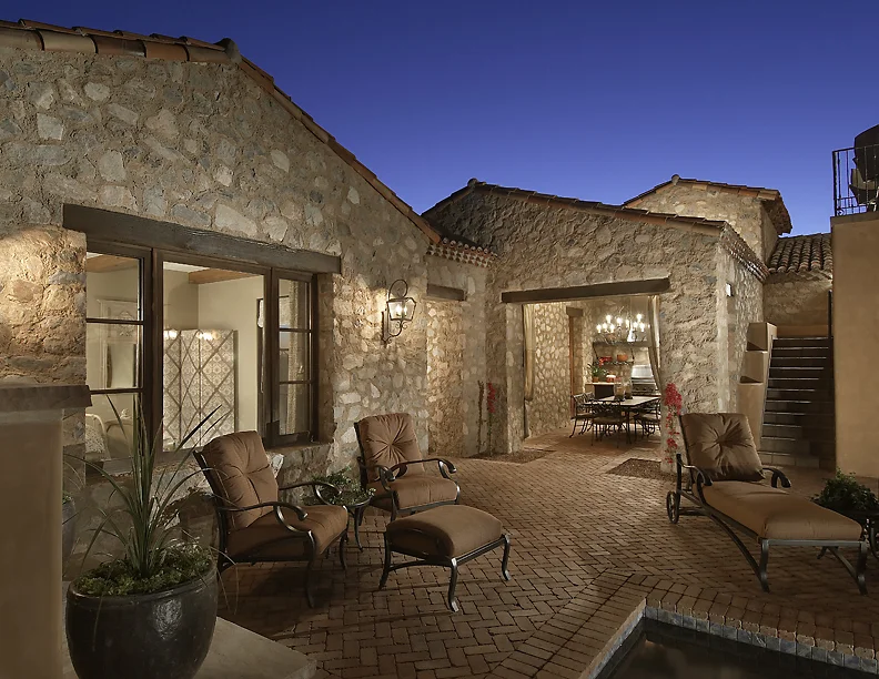 07-002-02 Courtyard 1.jpg